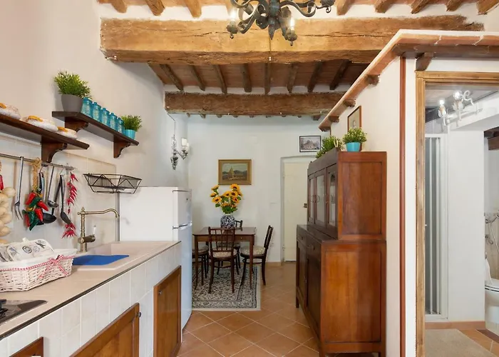 Appartamento Stile Toscano In Fauglia